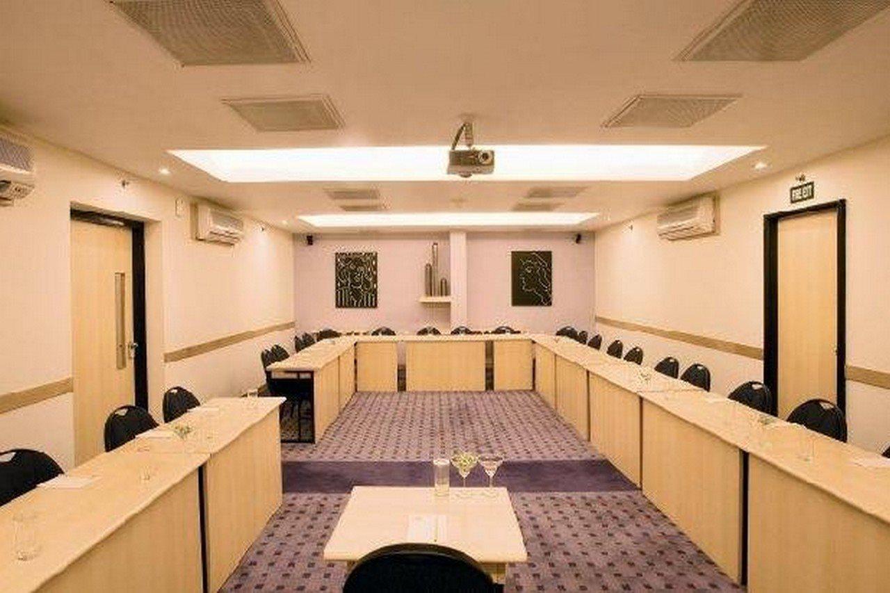 Lemon Tree Hotel, Udyog Vihar, Gurugram Gurgaon Ngoại thất bức ảnh